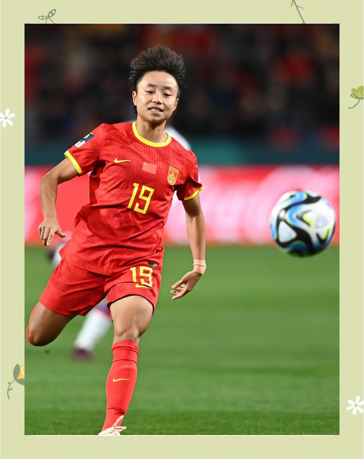 荷兰女足队员参加青年锦标赛争取胜利(从青涩菜鸟到世界亚军,飞翔的荷兰女足还有未来) 荷兰女足队员参加青年锦标赛争取胜利(从青涩菜鸟到世界亚军,飞翔的荷兰女足还有未来)