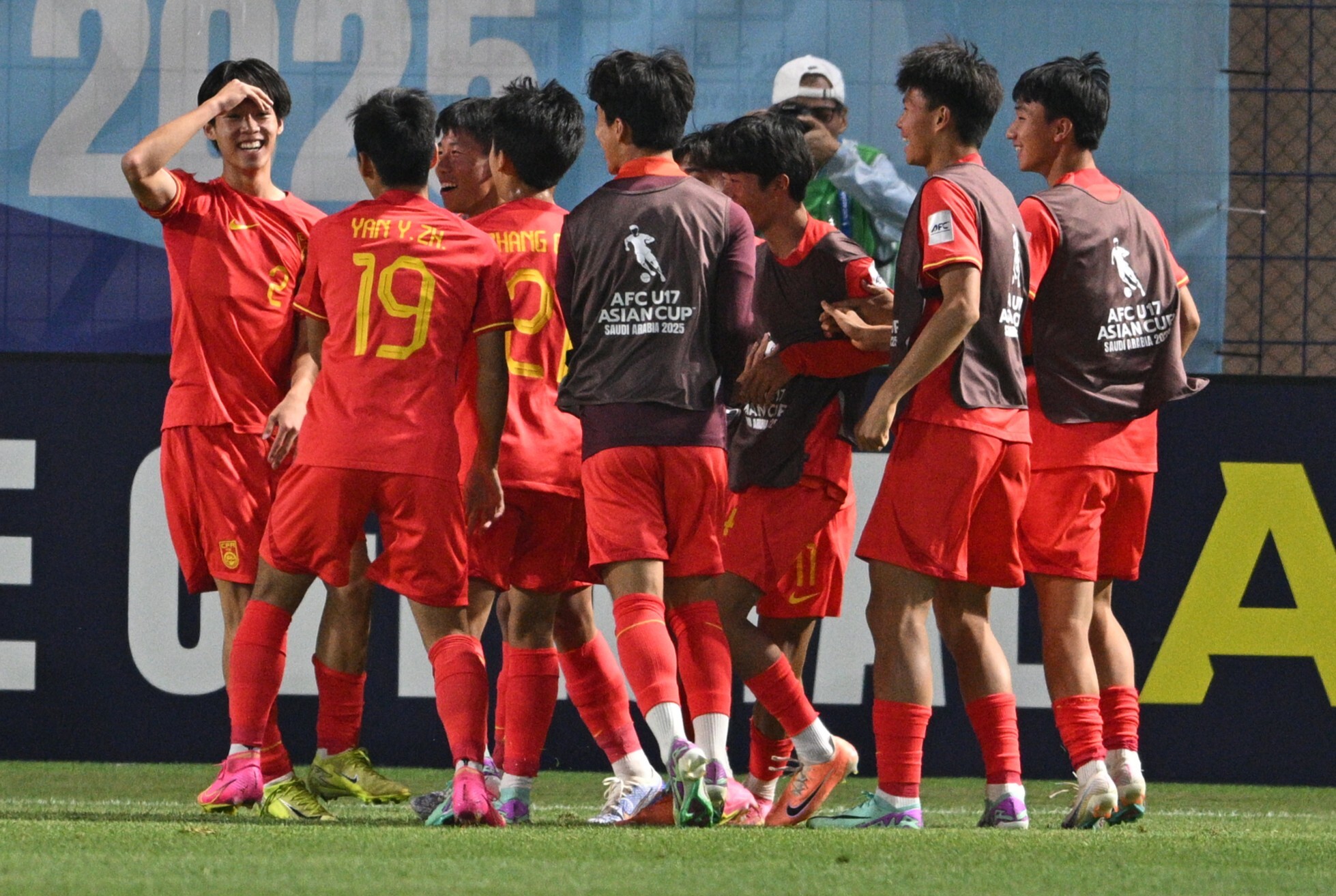 亚洲杯决赛：泰国队一举夺冠