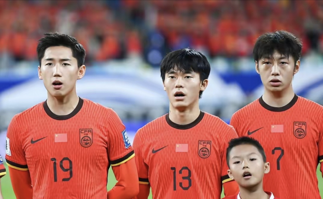 精彩进球瞬间，赛场激情高涨不停的简单介绍