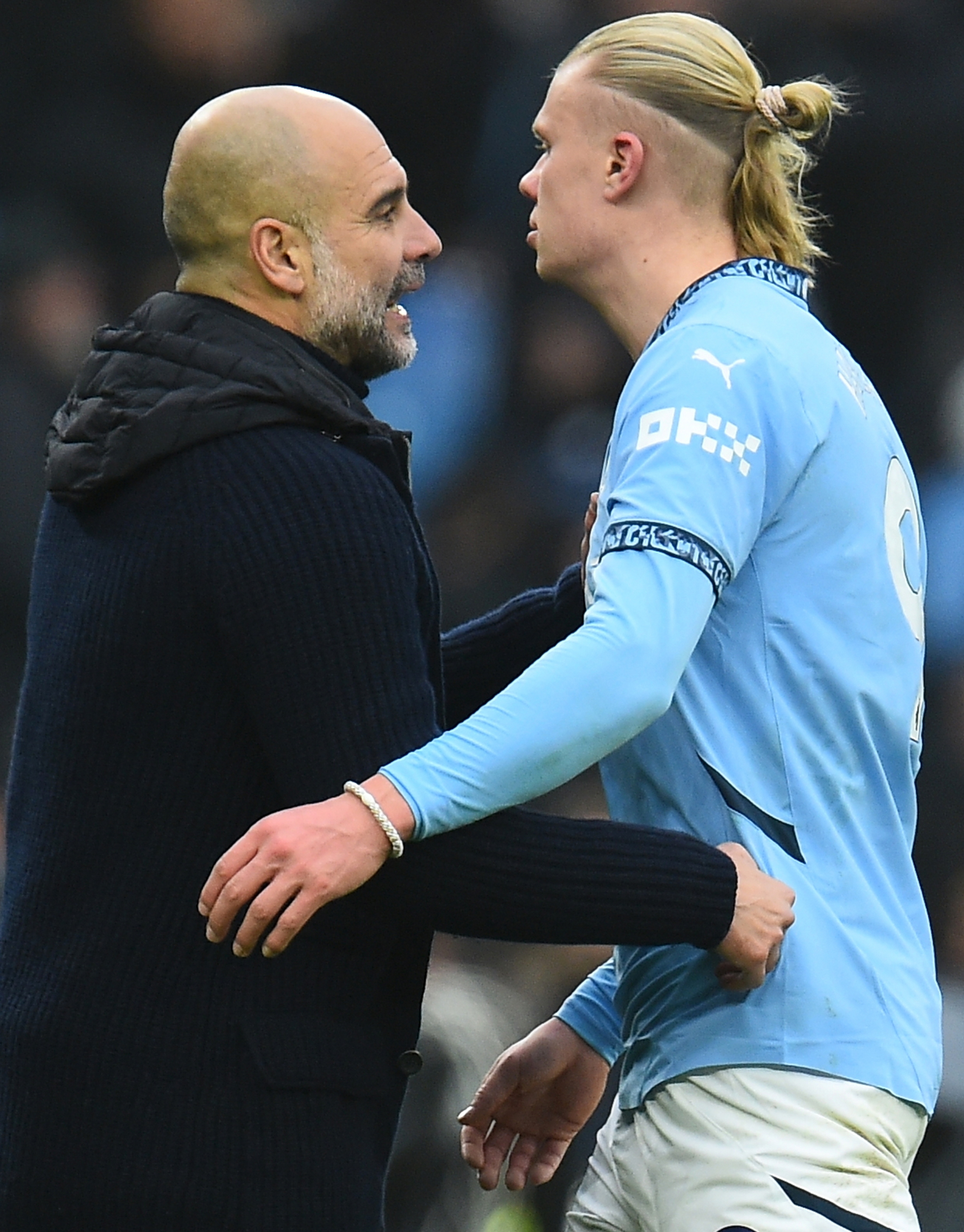 aoa体育新闻-包含曼城主场战胜埃弗顿，稳固英超联赛榜首位置的词条