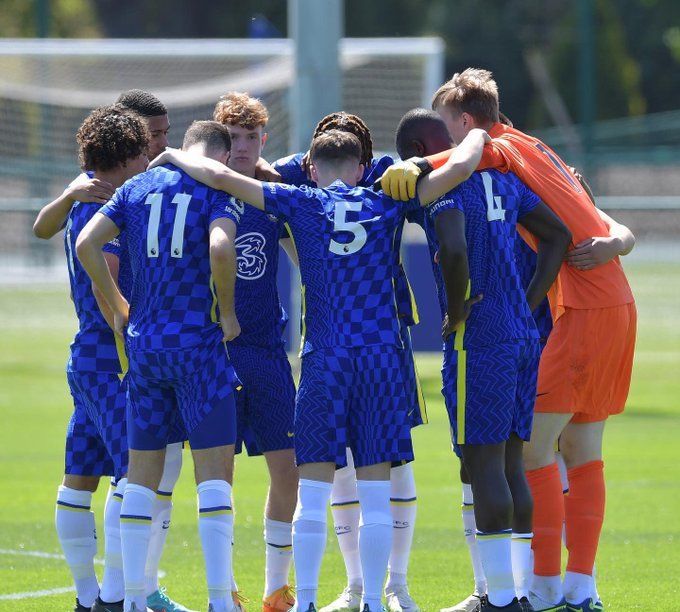 aoa体育馆-纽卡斯尔联球迷组织慈善活动，回馈社区的简单介绍