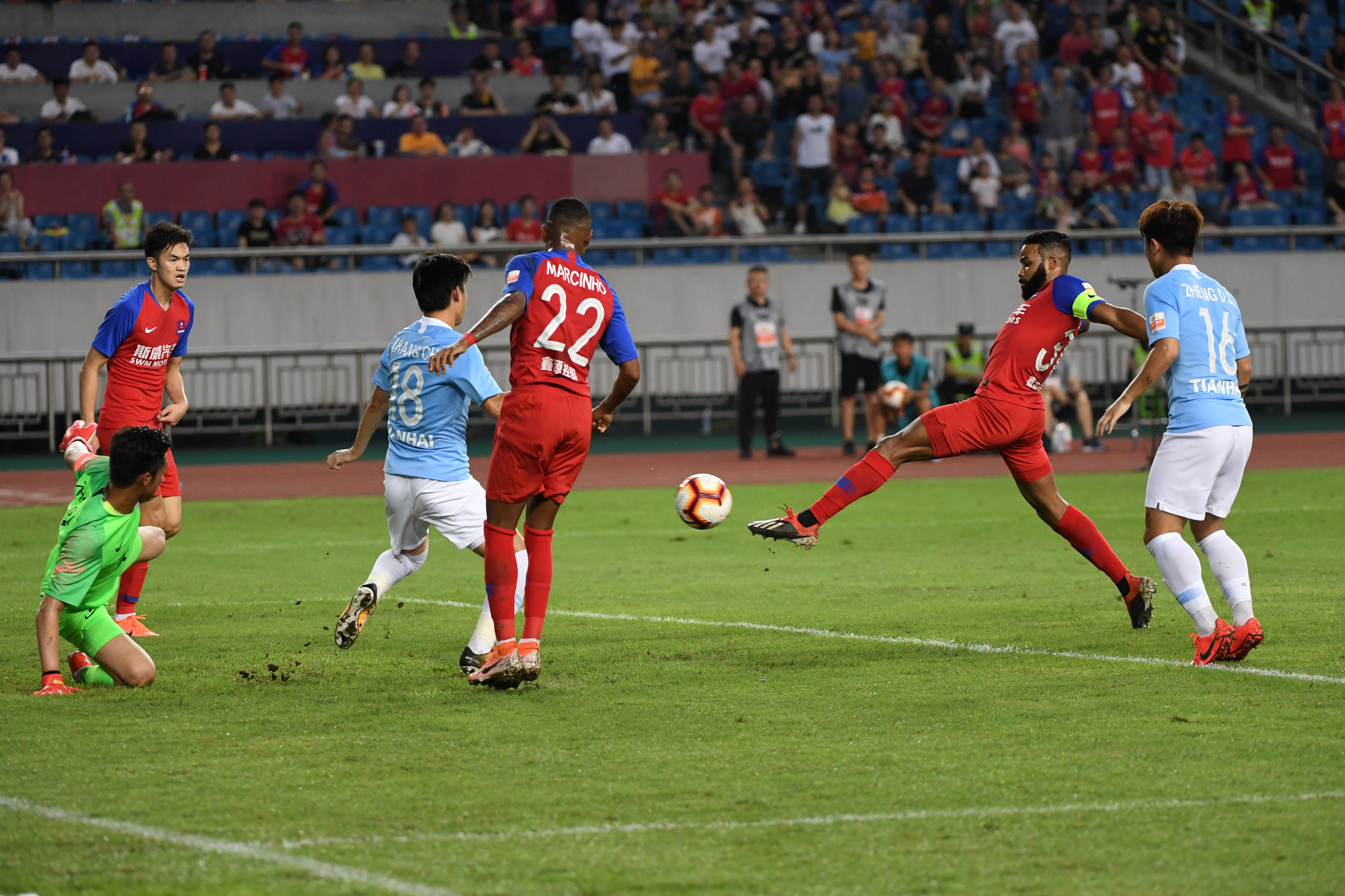 aoa体育官网-包含重庆斯威反击能力受质疑，主教练面临压力的词条