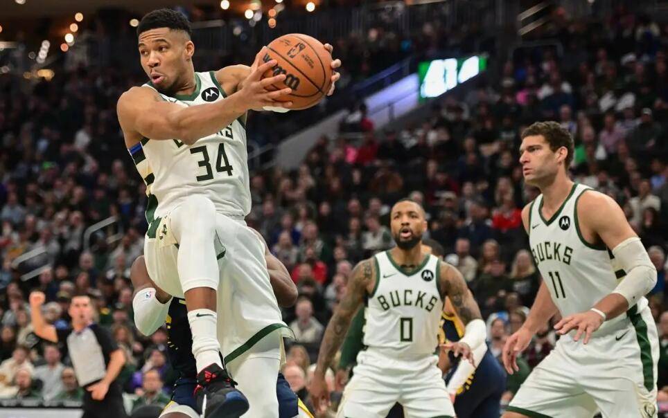 aoa体育新闻-雄鹿防线频繁失守，队内危机四伏，赛季前景堪忧