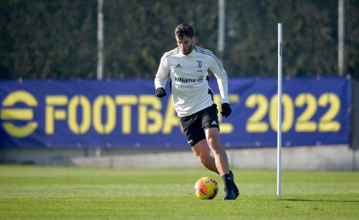 那不勒斯积极备战，迎接挑战的简单介绍