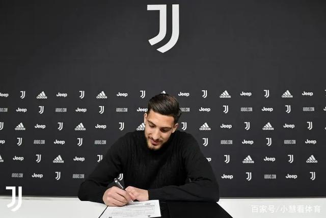 尤文图斯签下巴西新星,球迷期待 尤文图斯签下巴西新星,球迷期待