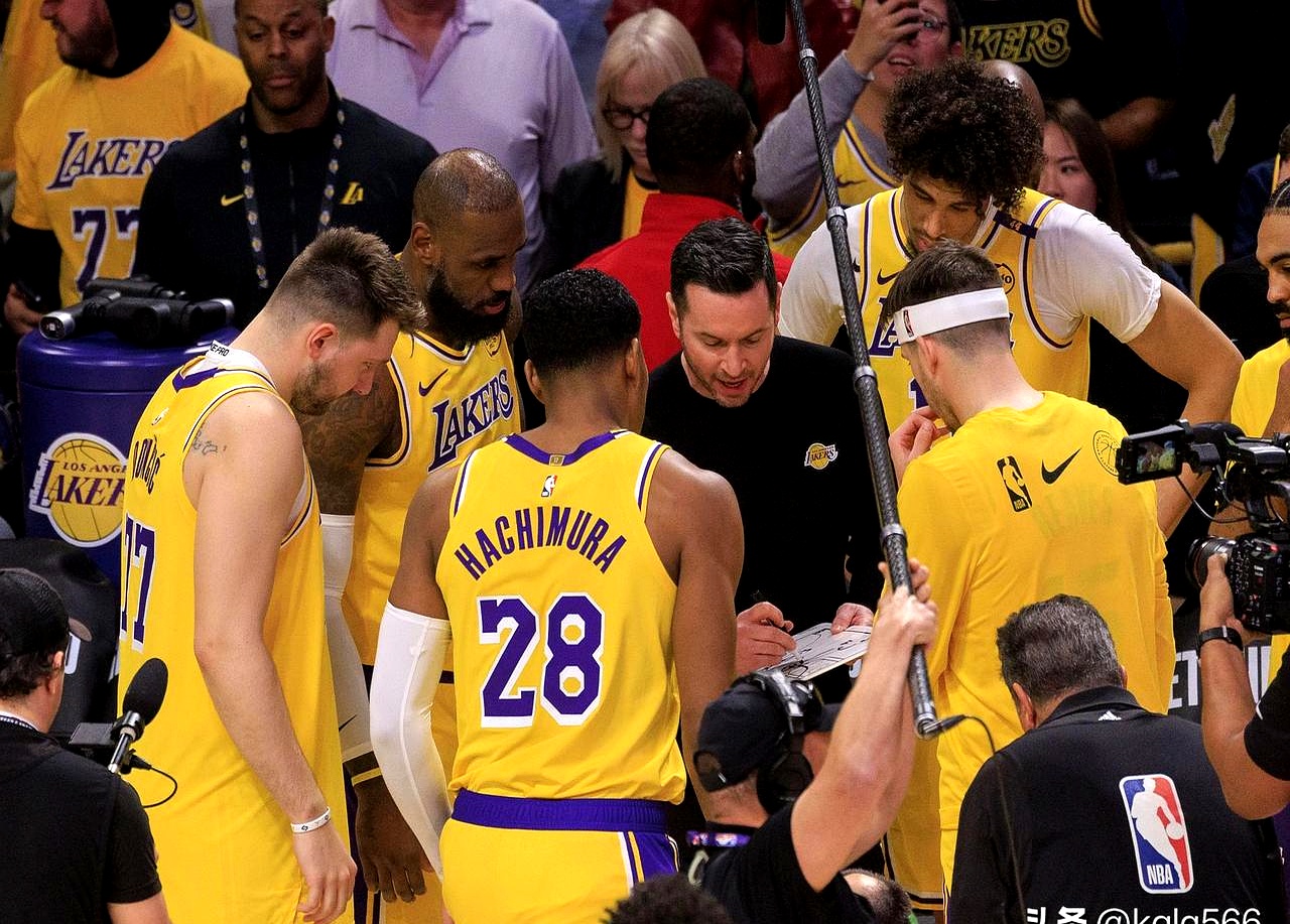 精彩对决，球队实力悬殊，却打平收场