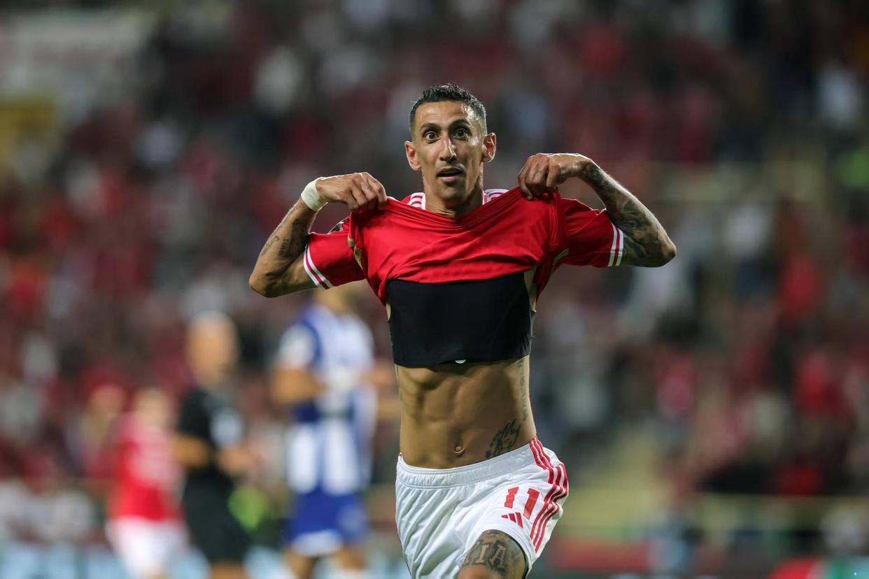 aoa体育培训-巴萨核心受伤，欧冠出战存疑