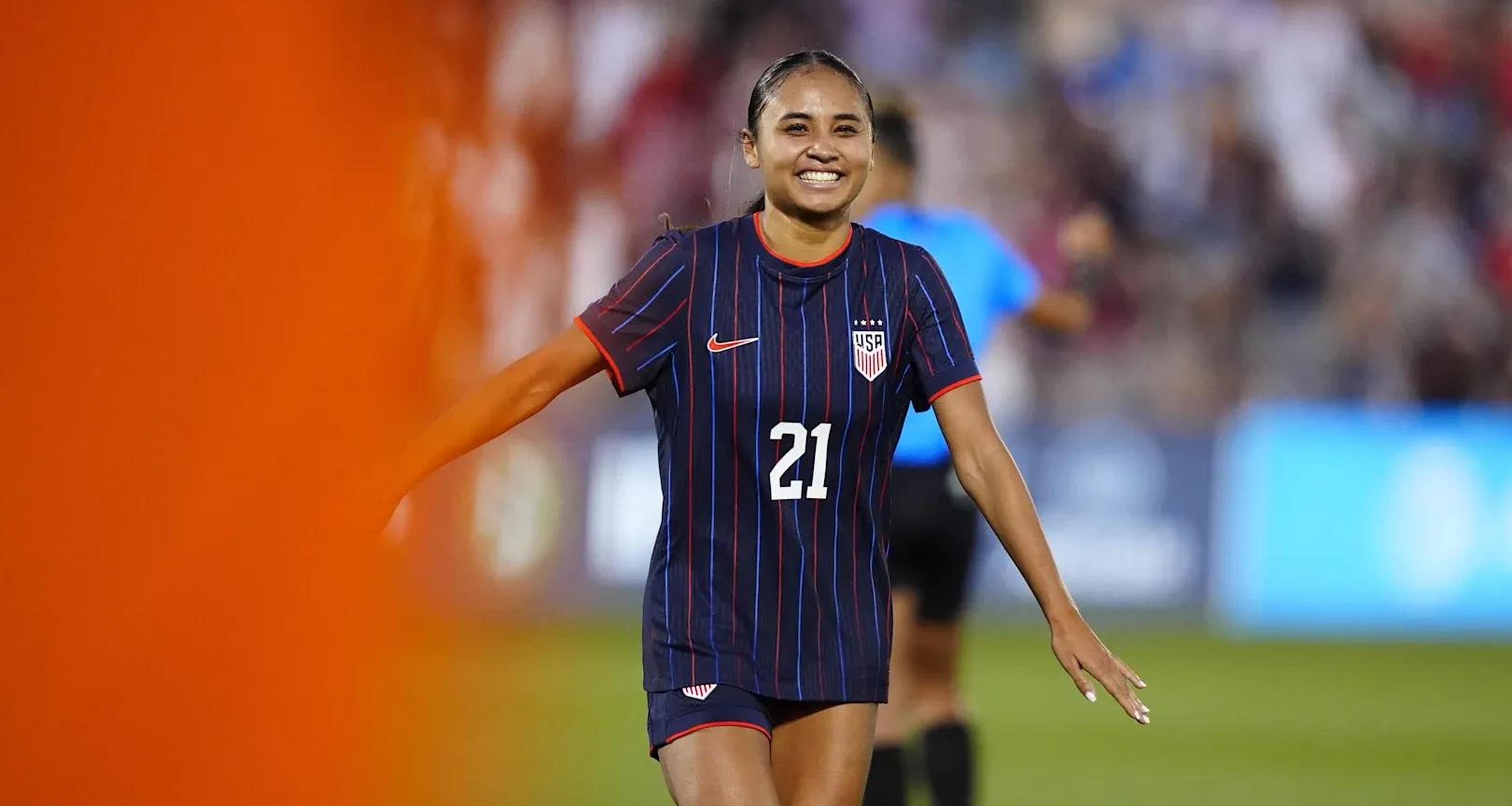 aoa体育馆-加拿大女子足球赛事备受瞩目