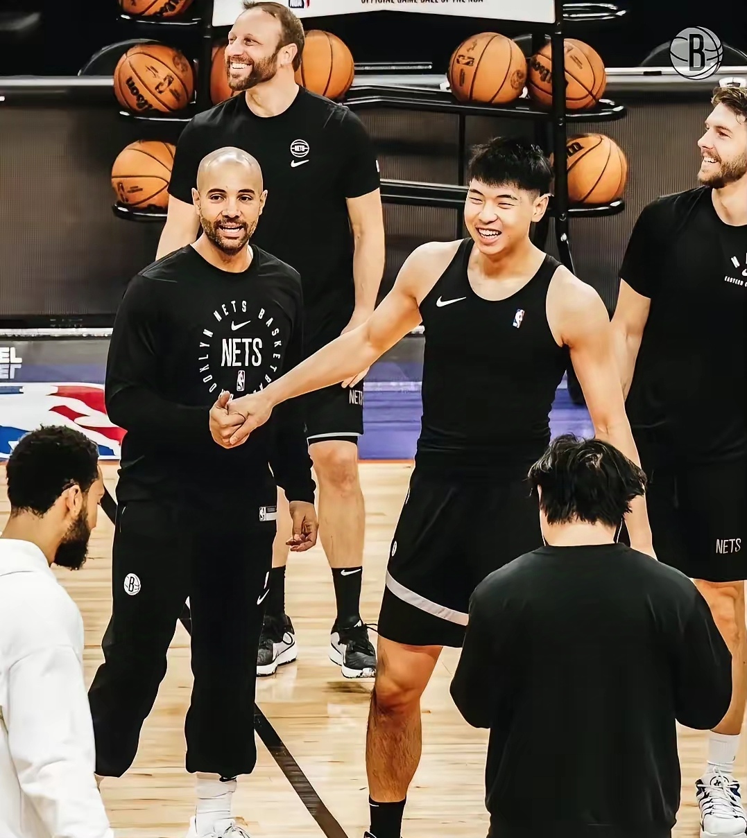 步行者击败篮网,继续守住东部前八 步行者击败篮网,继续守住东部前八