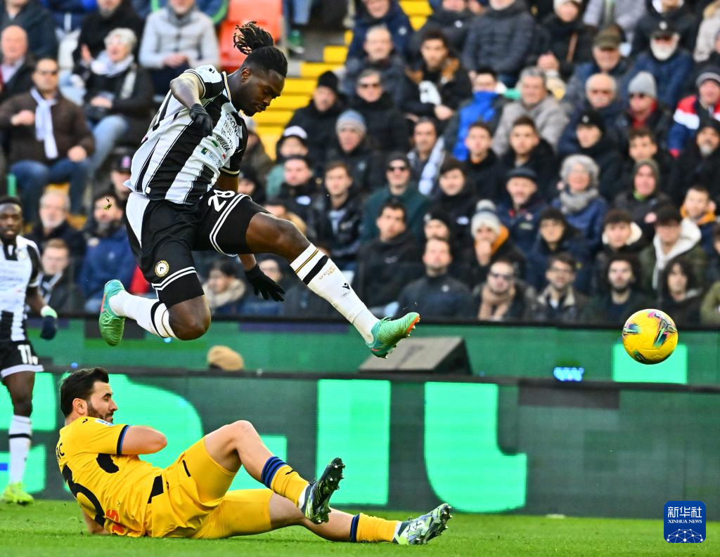 aoa体育直播-关于乌迪内斯全队备战下一场比赛，力争三分取胜的信息